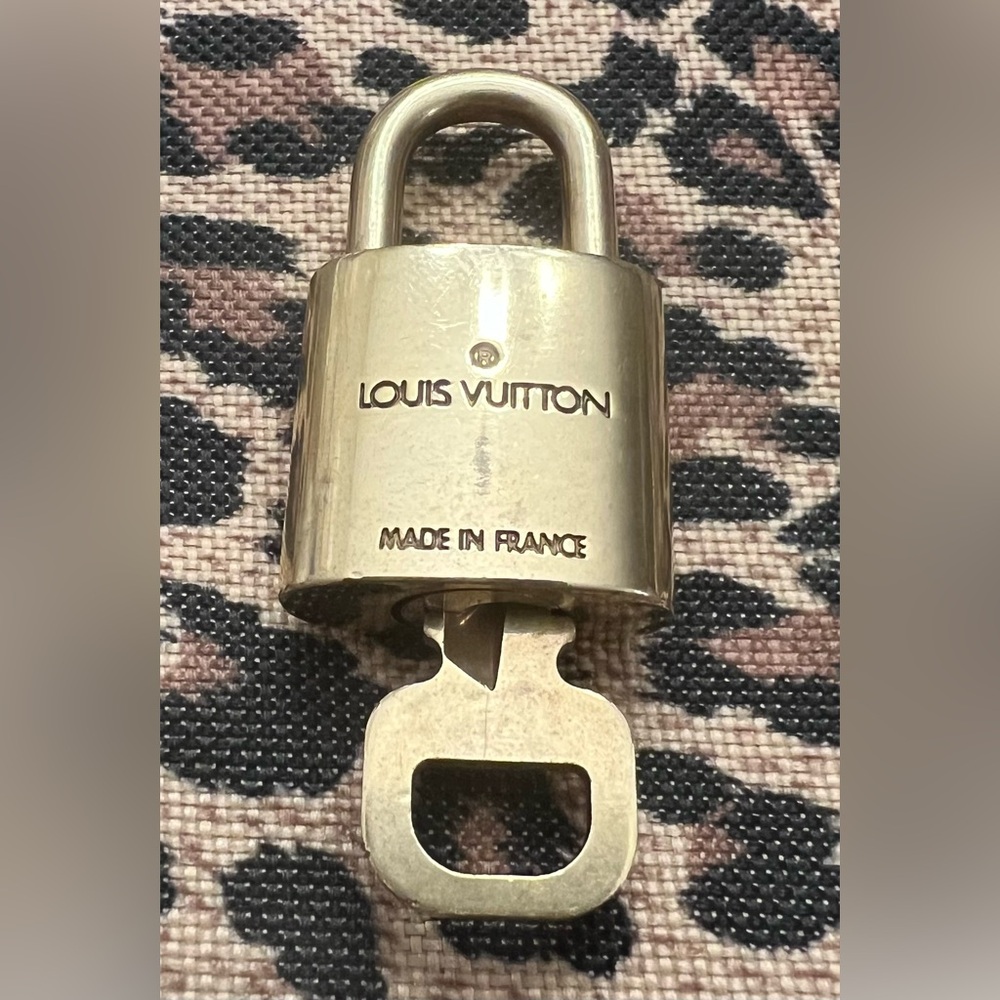 Authentic Lv Lock And Key #311 - image 2